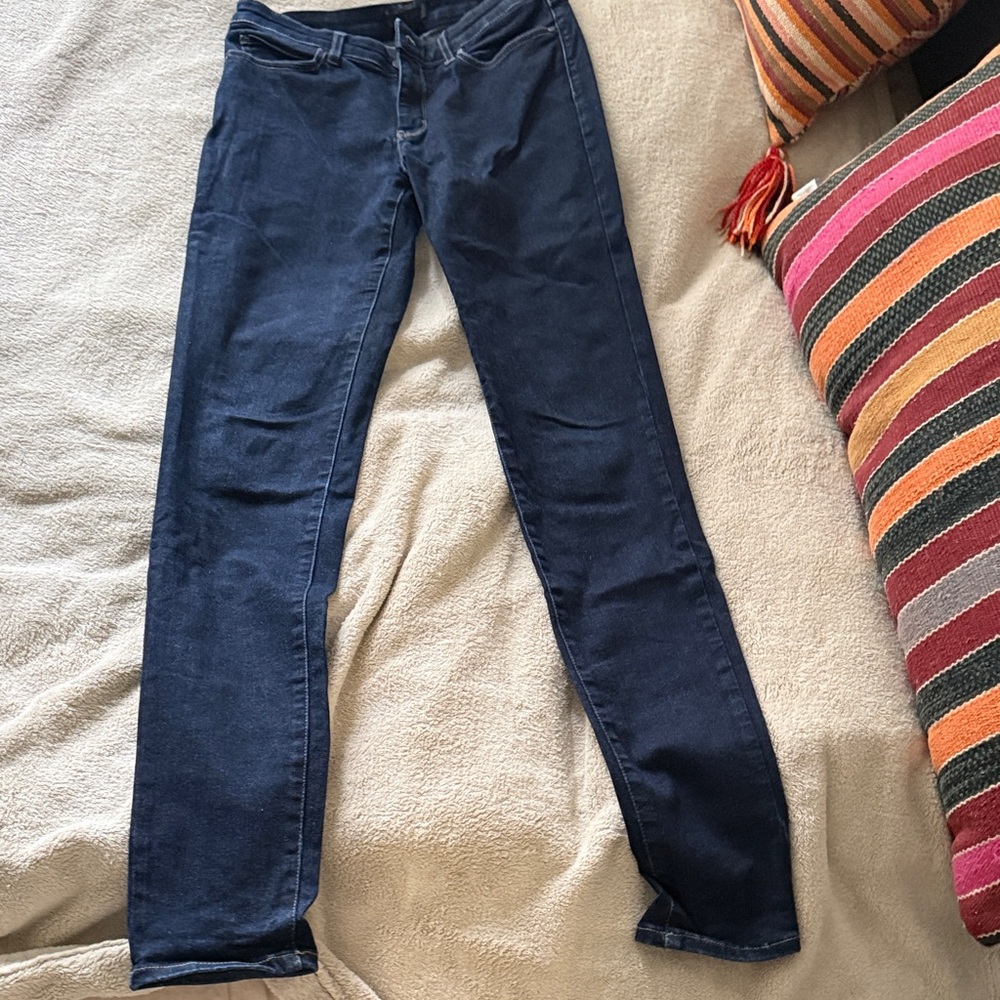 Uniqlo ultra stretch Women's Dark Blue Skinny Jeans 26/33